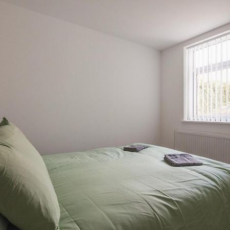 Spacious 3 Bedroom Home With Ps5 And Pool Table Near O2 Arena Canary Wharf And Elizabeth Line To Central London Exterior foto