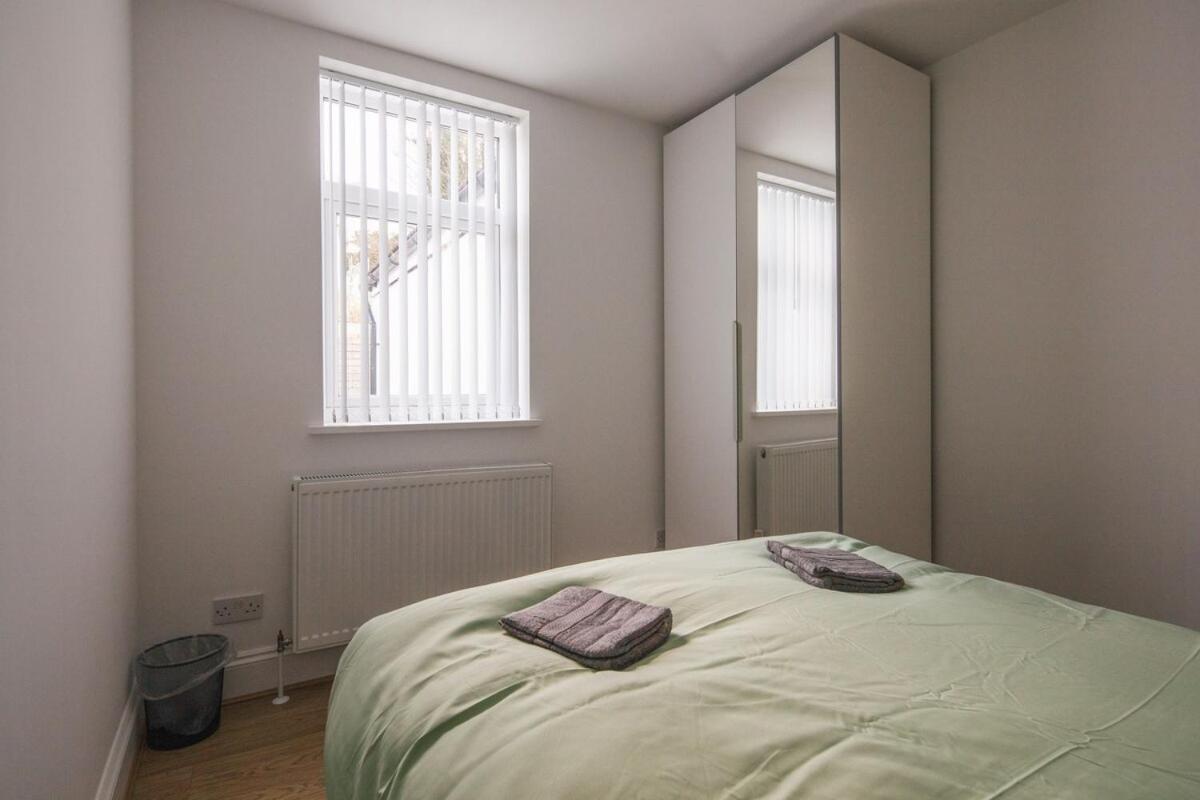 Spacious 3 Bedroom Home With Ps5 And Pool Table Near O2 Arena Canary Wharf And Elizabeth Line To Central London Exterior foto